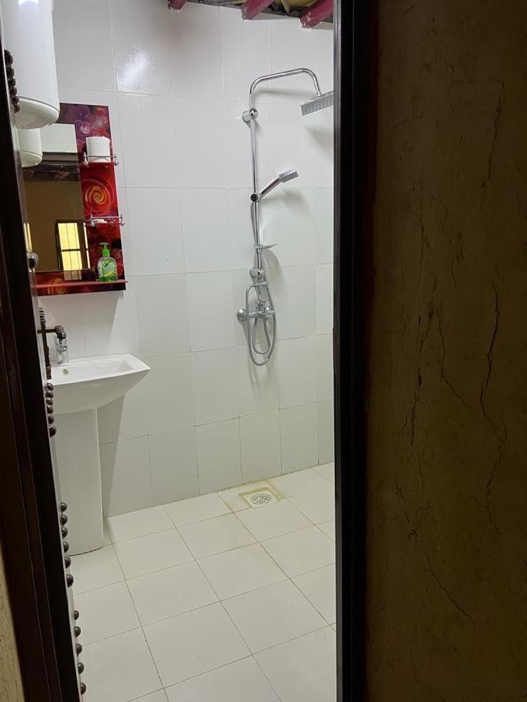 Mall Aldakhil House Al Ḩamrāʼ Exteriér fotografie
