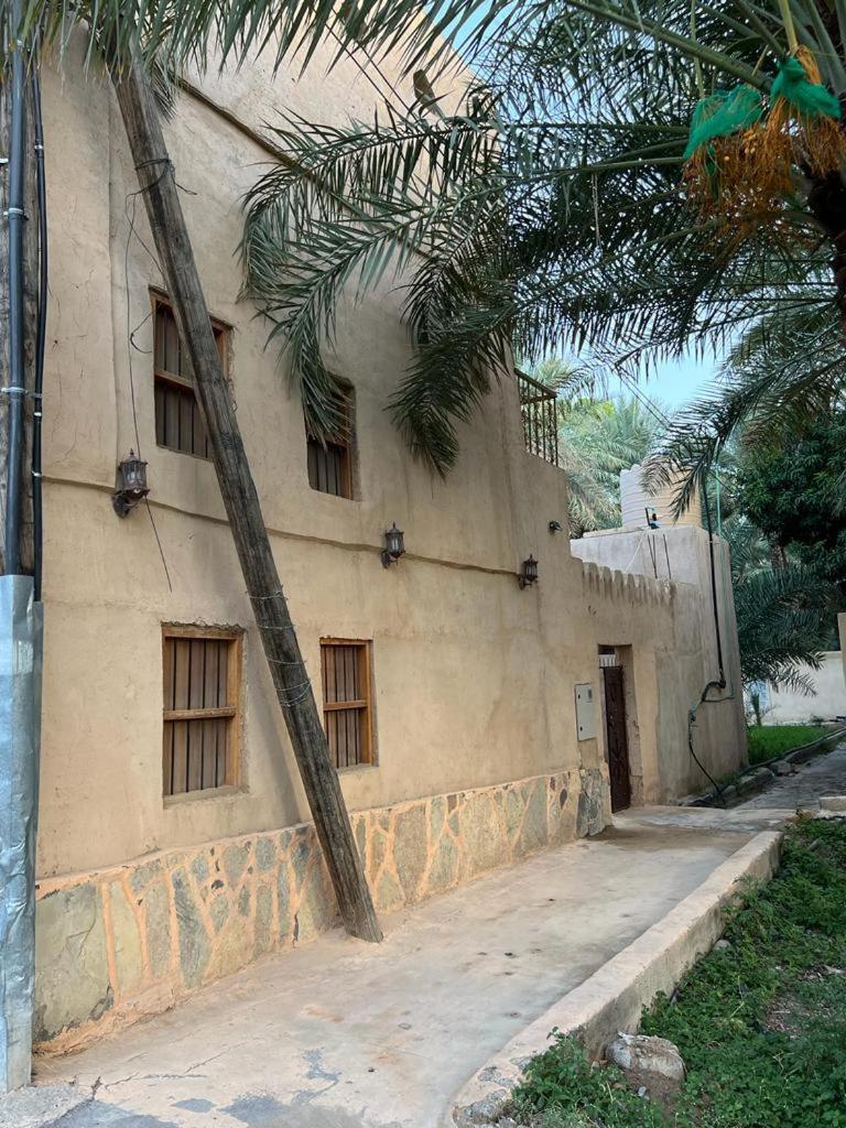 Mall Aldakhil House Al Ḩamrāʼ Exteriér fotografie