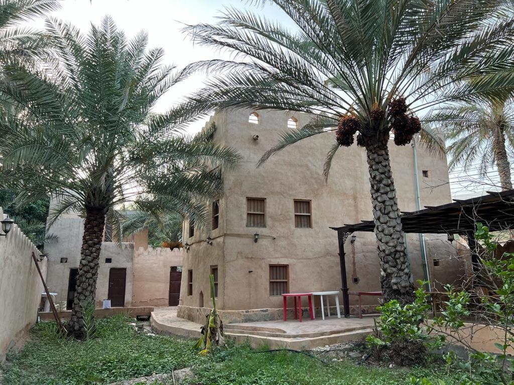 Mall Aldakhil House Al Ḩamrāʼ Exteriér fotografie