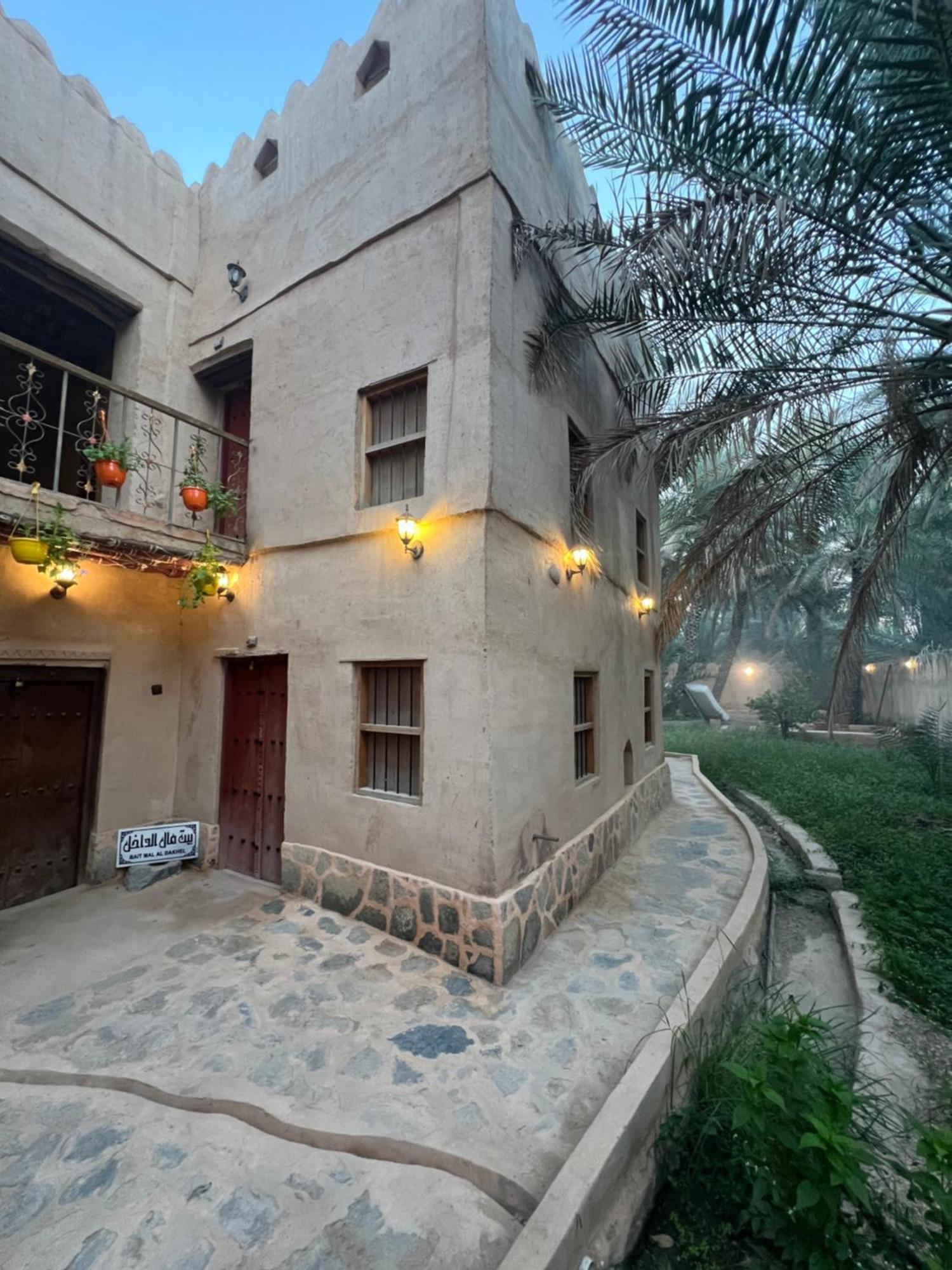 Mall Aldakhil House Al Ḩamrāʼ Exteriér fotografie